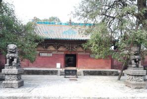 Chinese Zhenguo Temple